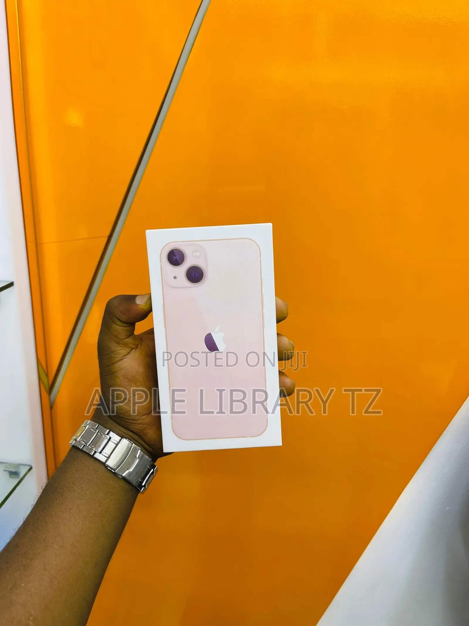 New Apple iPhone 13 256 GB Pink