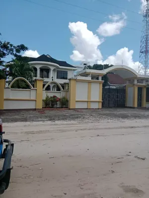 5bdrm House in Mbagala, Mtoni for sale