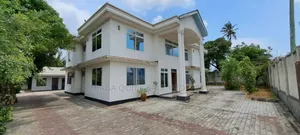 5bdrm House in Bunju B for rent