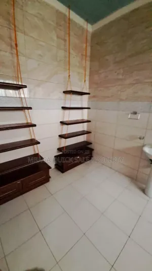 5bdrm House in Bunju B for rent