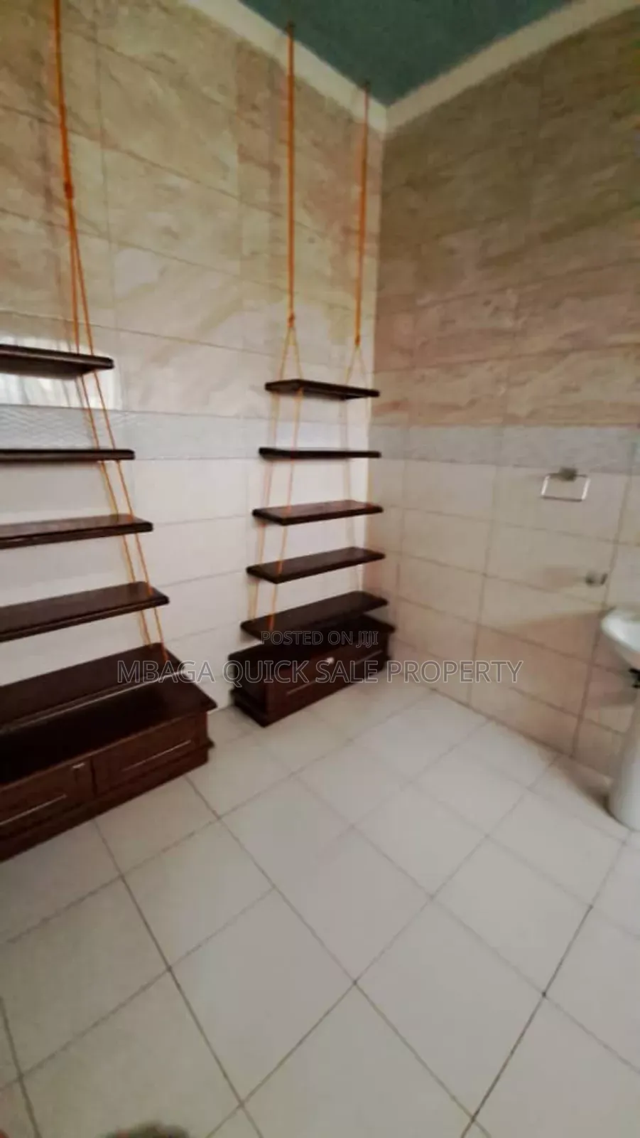 5bdrm House in Bunju B for rent