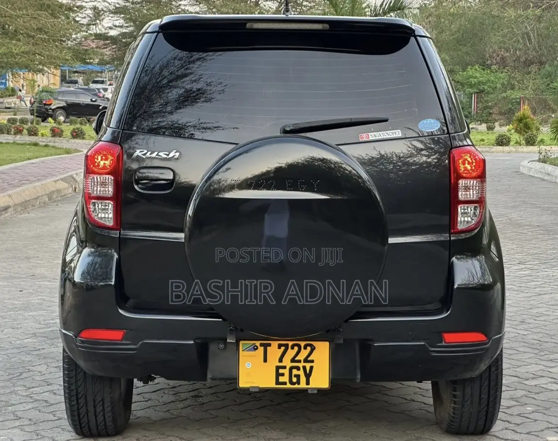 Toyota Rush 1.5 RWD 2007 Black