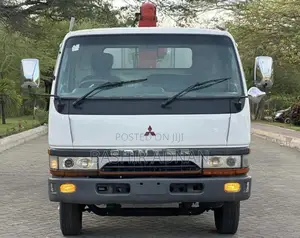 Mitsubishi Canter Crane 3.5 Tonnes Unregistered(Chasis) Mpya.