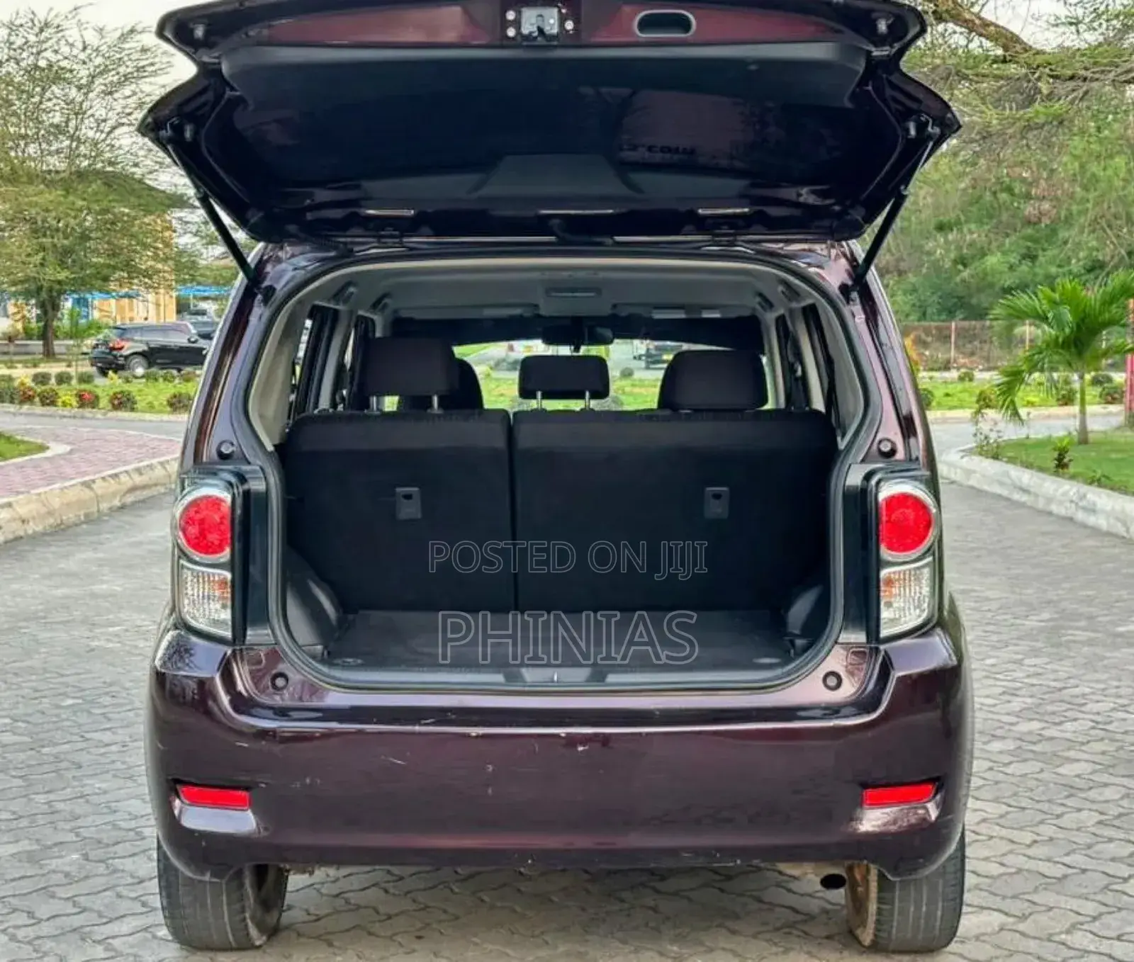 Toyota Corolla Rumion 2009 Black