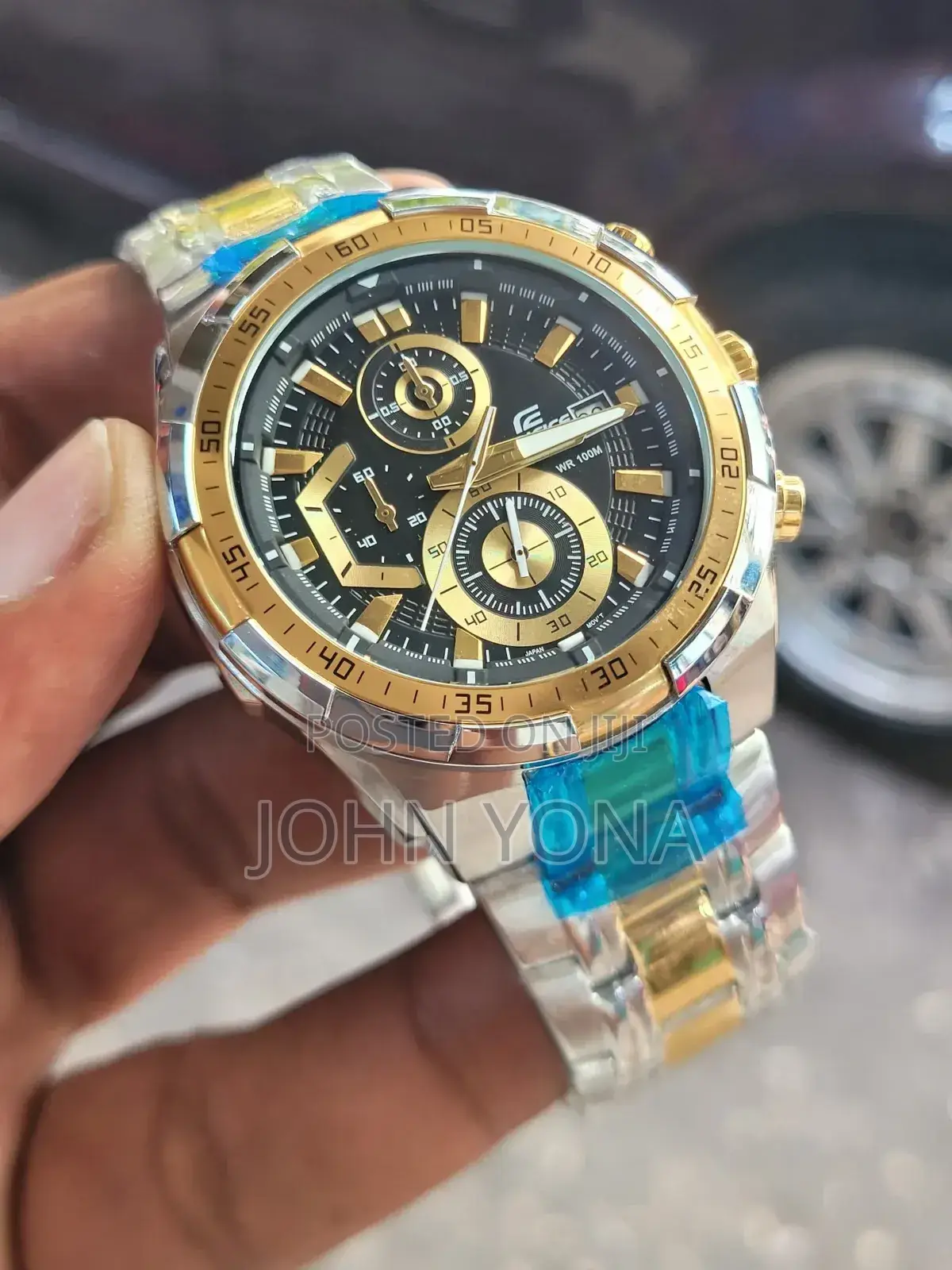 Casio Edifice Efr-539sg-1a Men's Watch With Black Dial and a Two-Tone