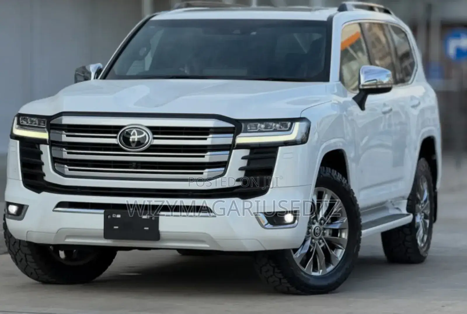 Toyota Land Cruiser 2024 Ivory