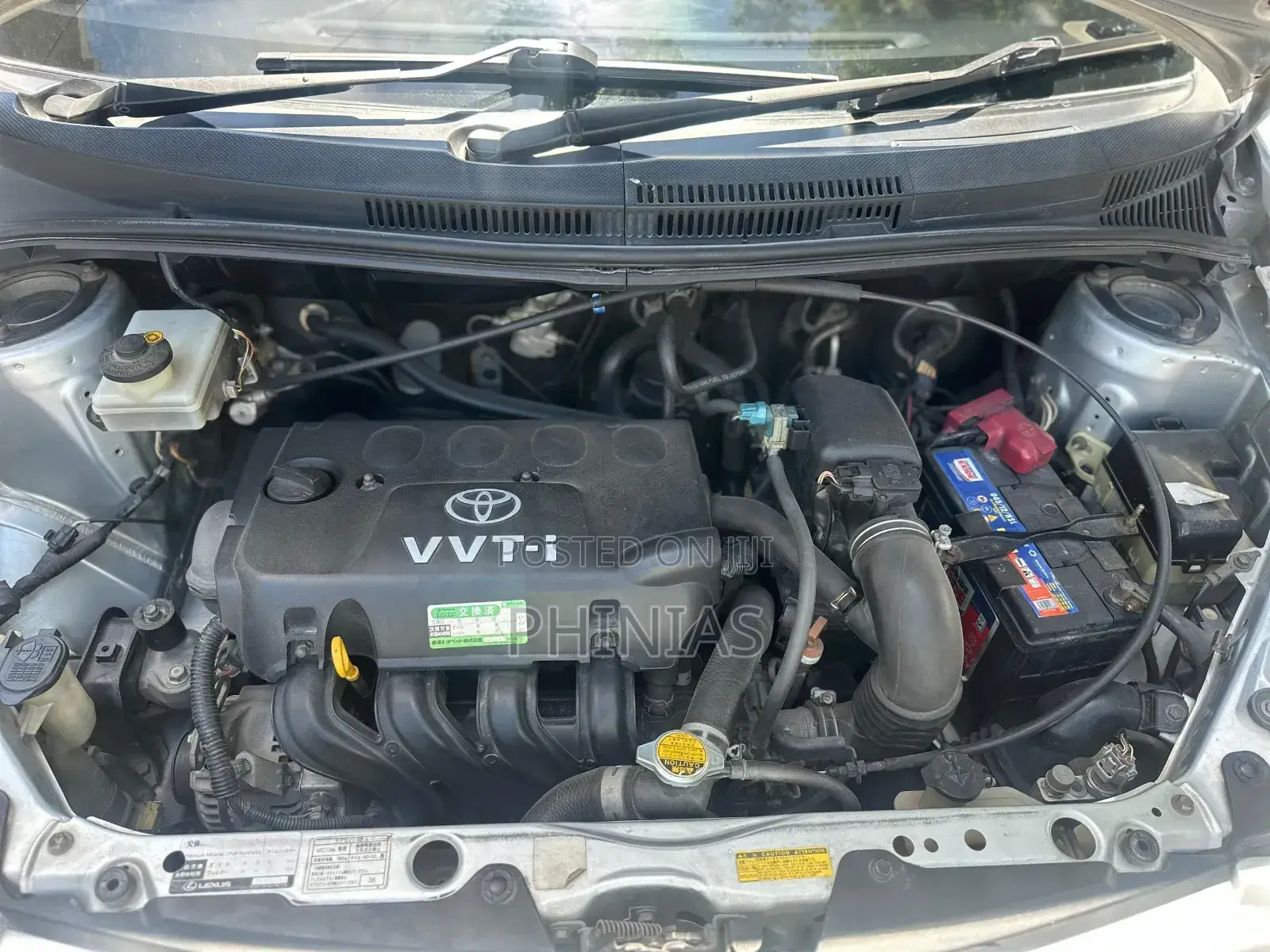 Toyota IST 2004 Silver