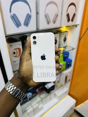 Apple iPhone 12 128 GB White