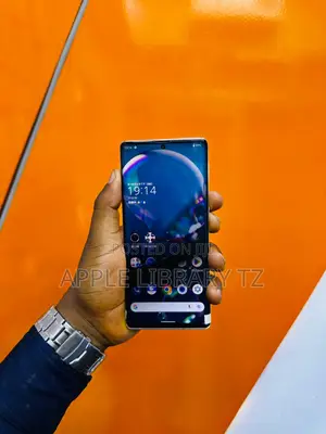 Sharp Aquos R6 128 GB Black