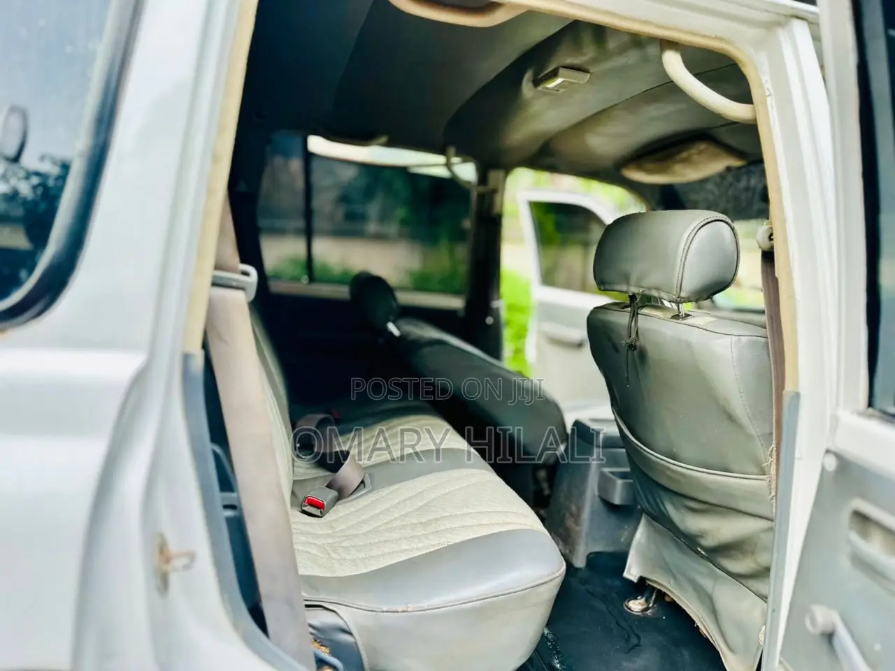 Toyota Land Cruiser 1992 White