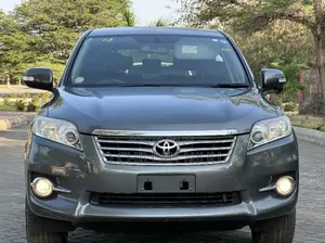 Toyota Vanguard 2010 Gray