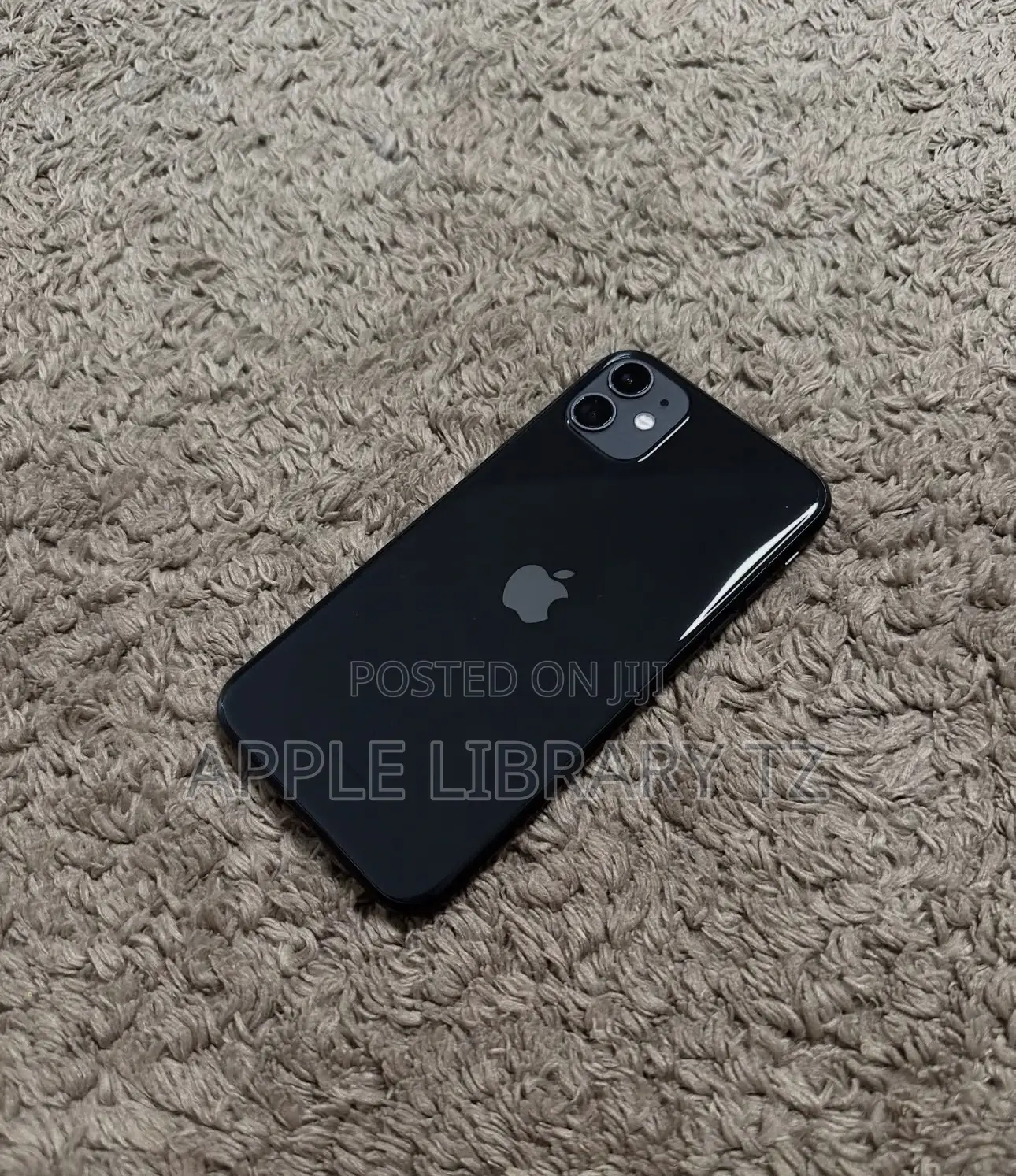 New Apple iPhone 11 64 GB Black