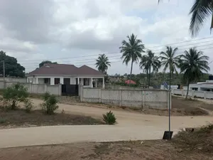 2 Plots for Sale Area SQM 1400 at Salasala
