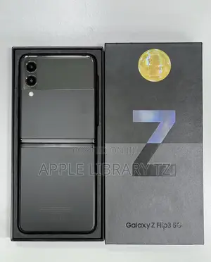 New Samsung Galaxy Z Flip3 5G 256 GB Black