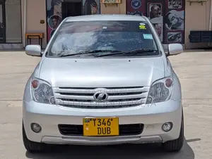 Toyota IST 2007 Silver