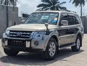 Mitsubishi Pajero 2013