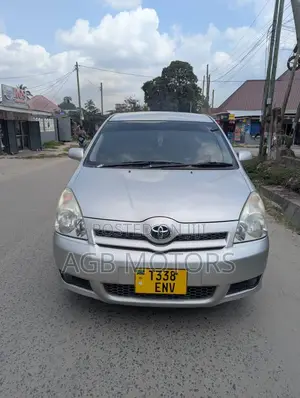 Toyota Corolla Verso 2007 Silver