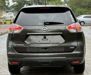 Nissan X-Trail 2.0 Petrol FWD 2016 Green