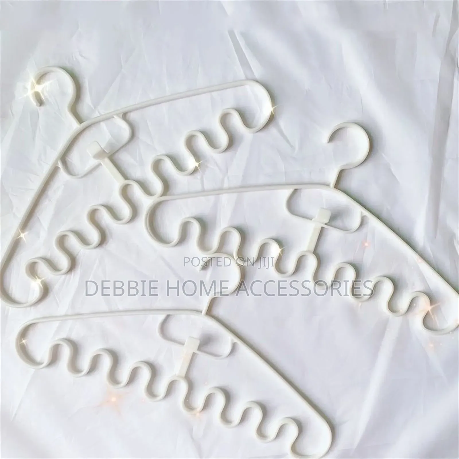 Multi-Port Clothes Hangerk (3pcs)