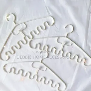 Multi-Port Clothes Hangerk (3pcs)