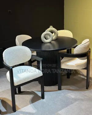 Dining Table for 4 People