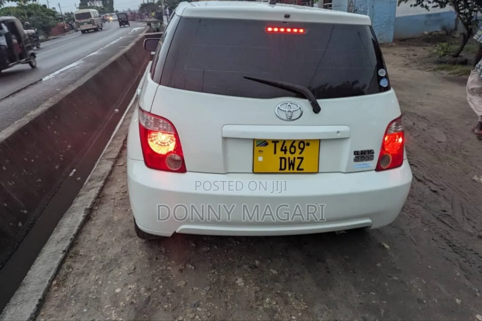 Toyota IST 2006 White