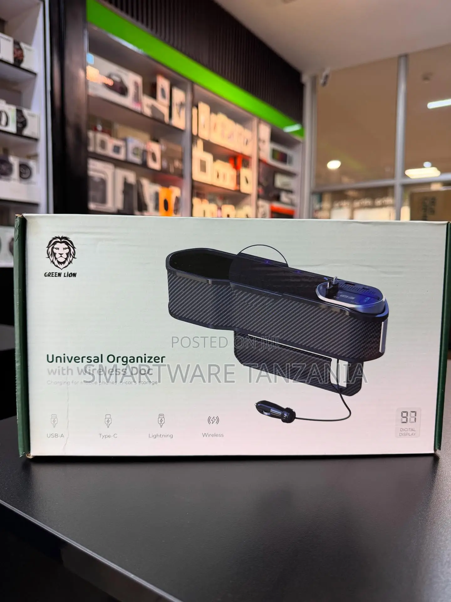 Green Lion Universal Car Organizer Wireless Doc Digital Display