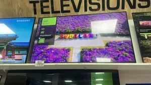 Samaung 55" Qled Q8f Vision Ai Smart Tv (2025)