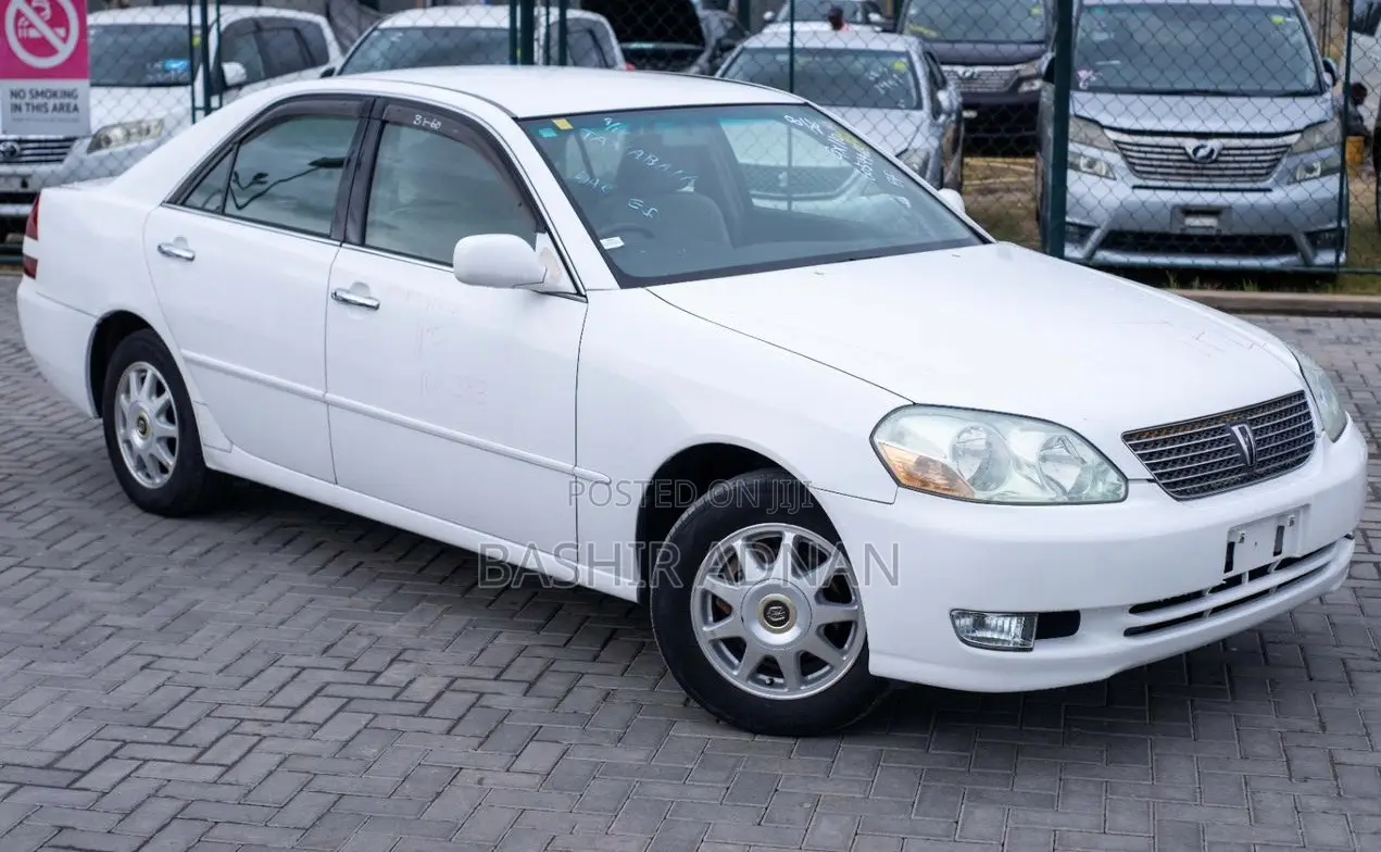 Toyota Mark II 2.0 RWD 2002 White