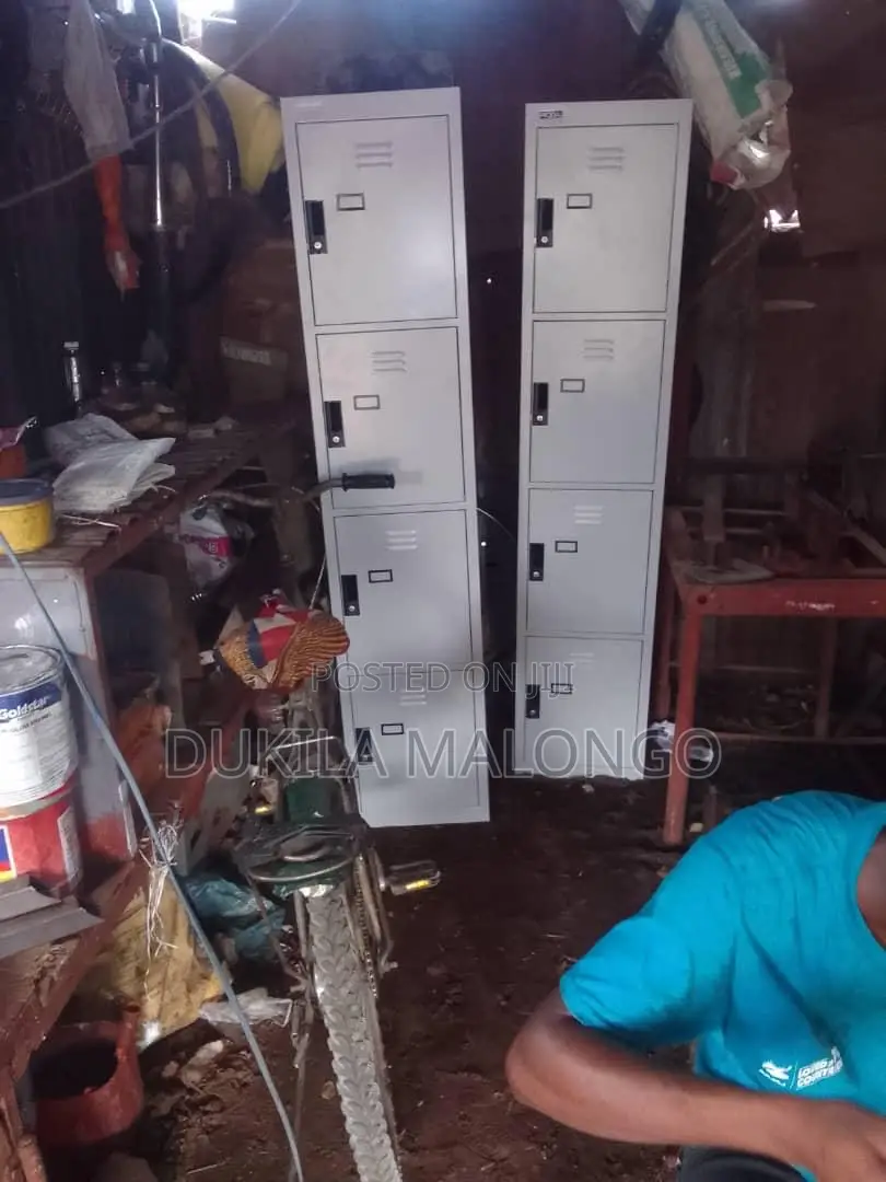 Kabati Locker