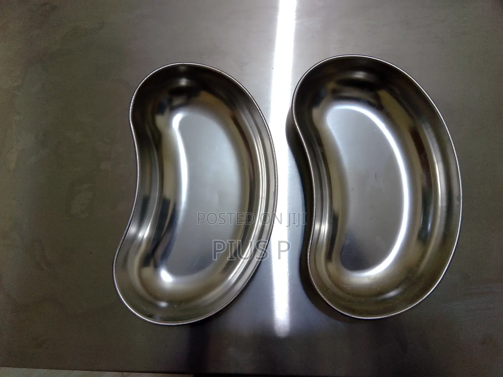 Kidney Dish