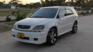 Toyota Harrier 2001 White