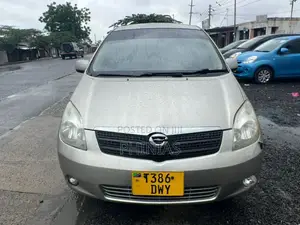 Toyota Corolla Spacio 2005 Silver