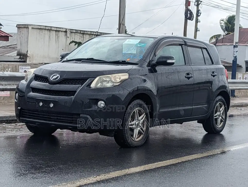 Toyota IST 2008 Black