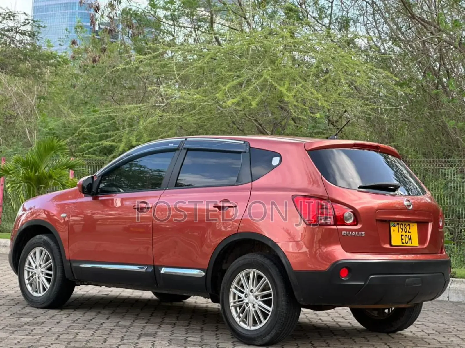 Nissan Dualis 2008 Maroon