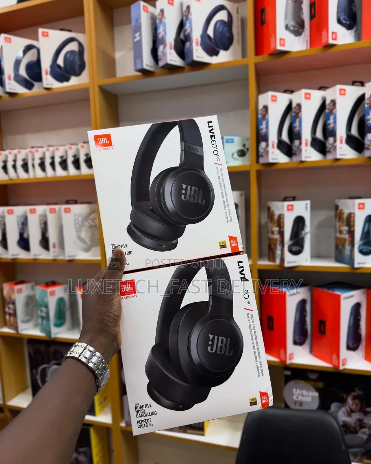 JBL Live 670nc Wireless on-Ear Headphones