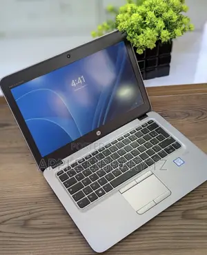 New Laptop HP EliteBook 820 G3 8GB Intel Core i3 HDD+SSD 500GB