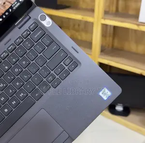 New Laptop Dell Latitude 5300 8GB Intel Core i5 SSD 256GB