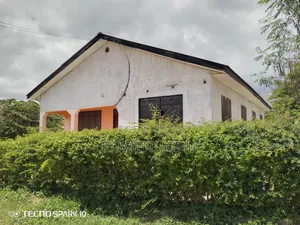 7bdrm House in Tanzania Daresalaam, Ilala for sale