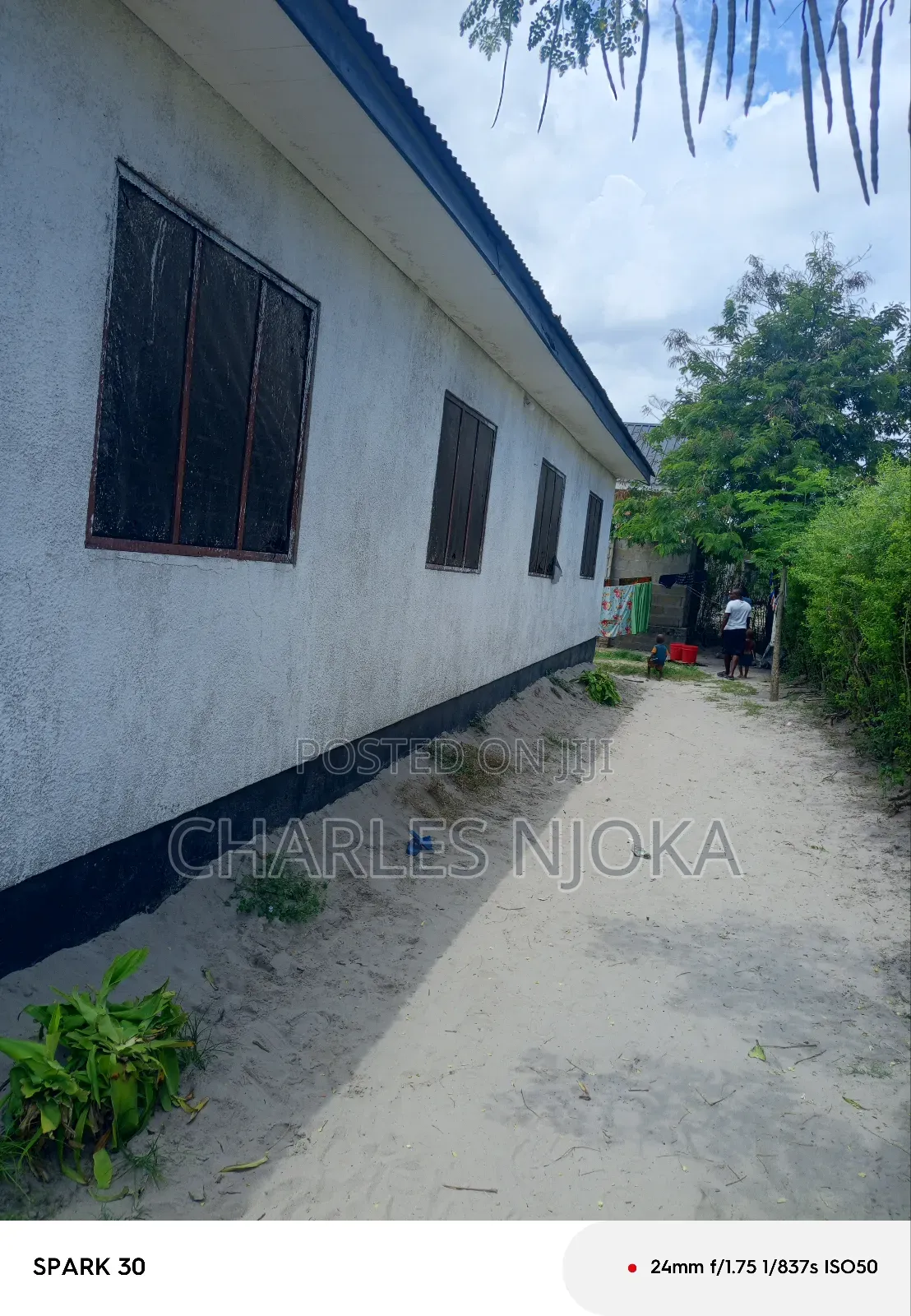7bdrm House in Tanzania Daresalaam for sale