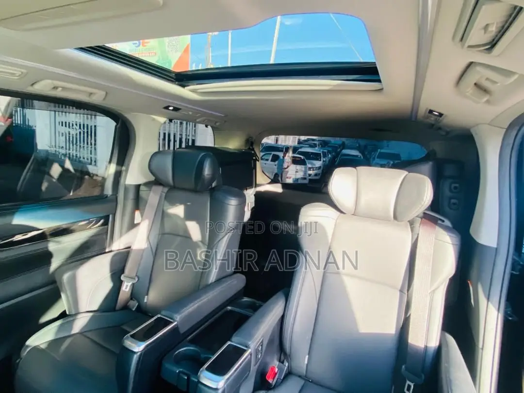 Toyota Alphard 2.5 Petrol FWD 2019 Black