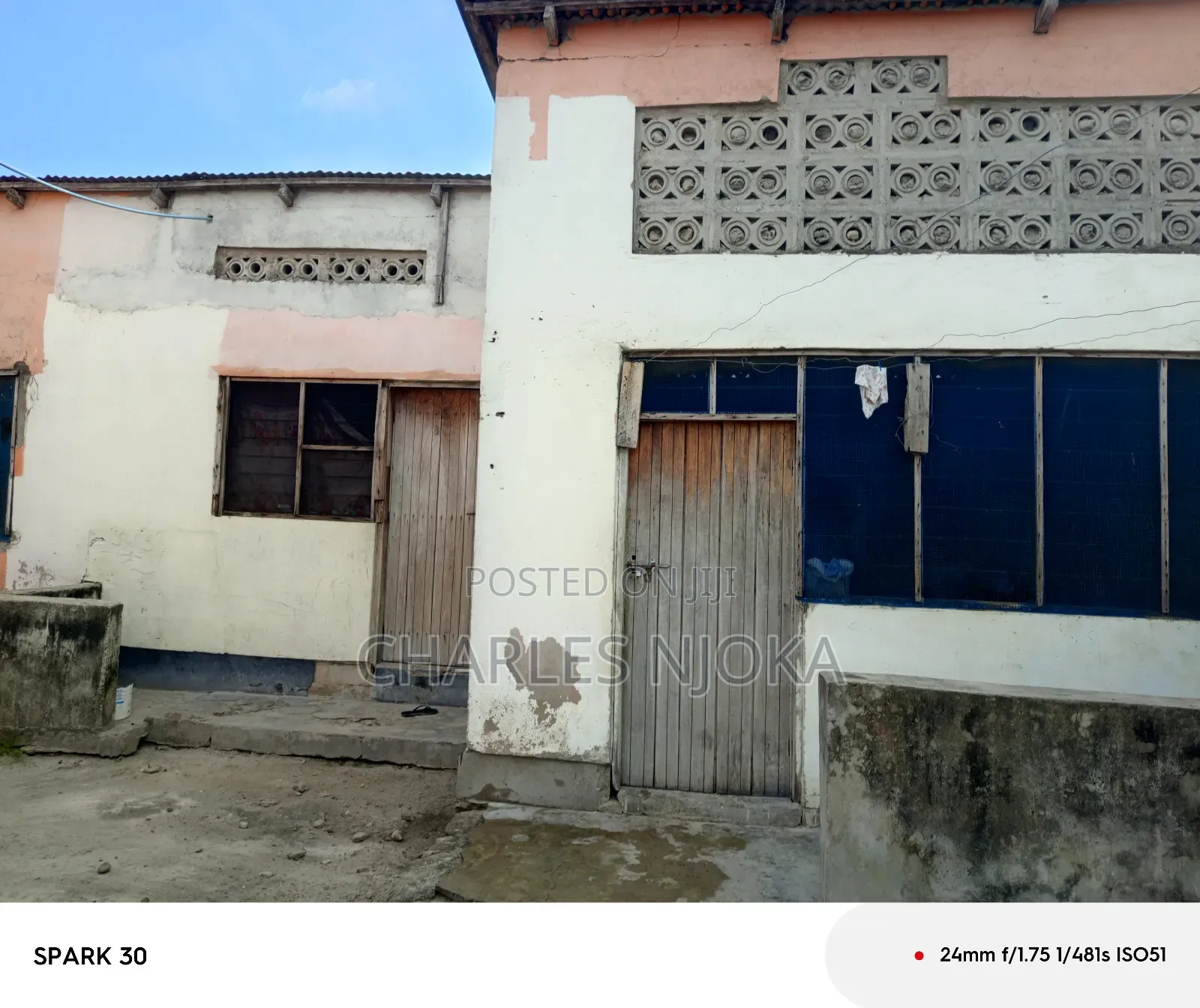 13bdrm House in Tanzania Daresalaam for sale