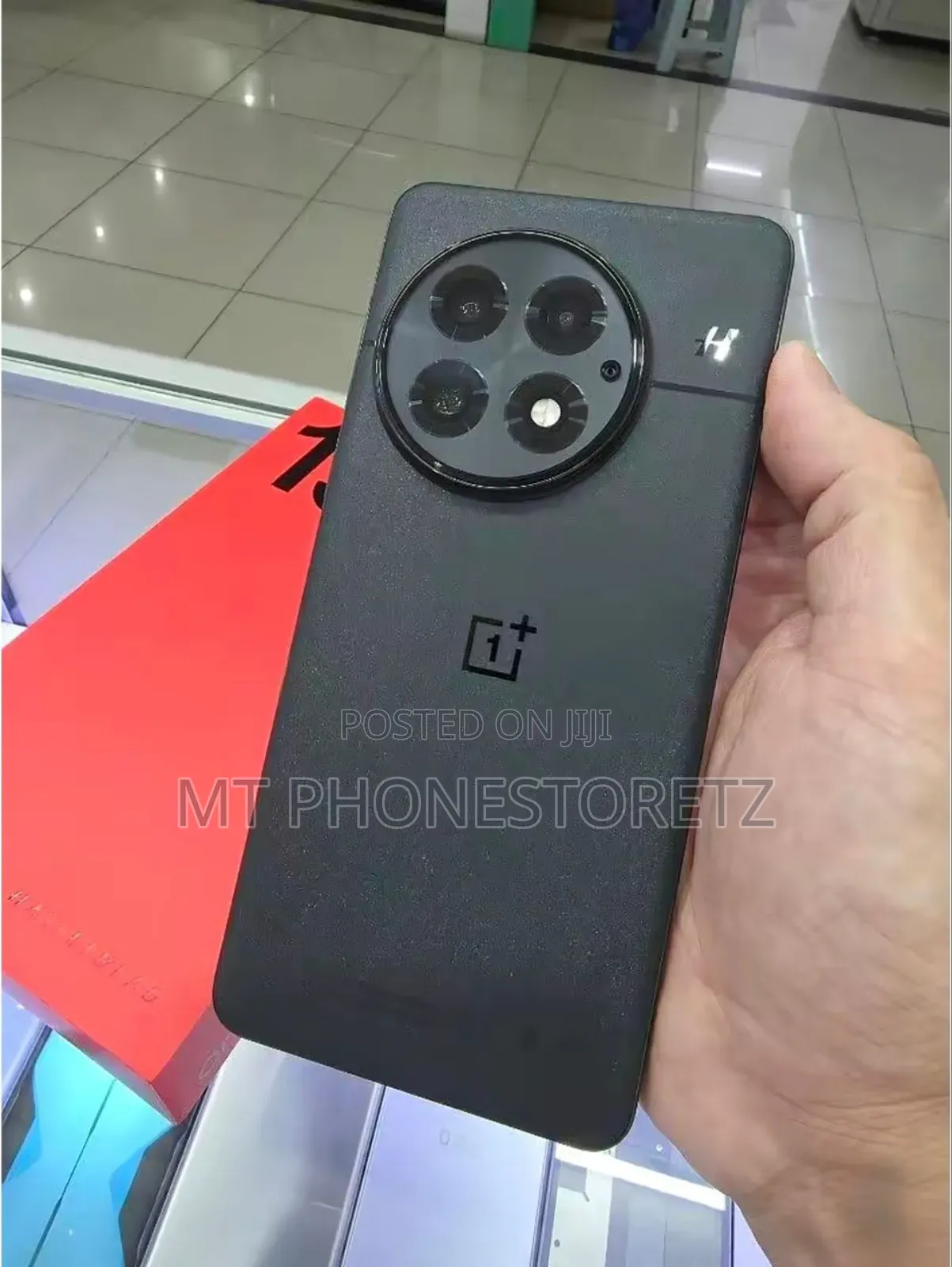 New OnePlus 13 1 TB