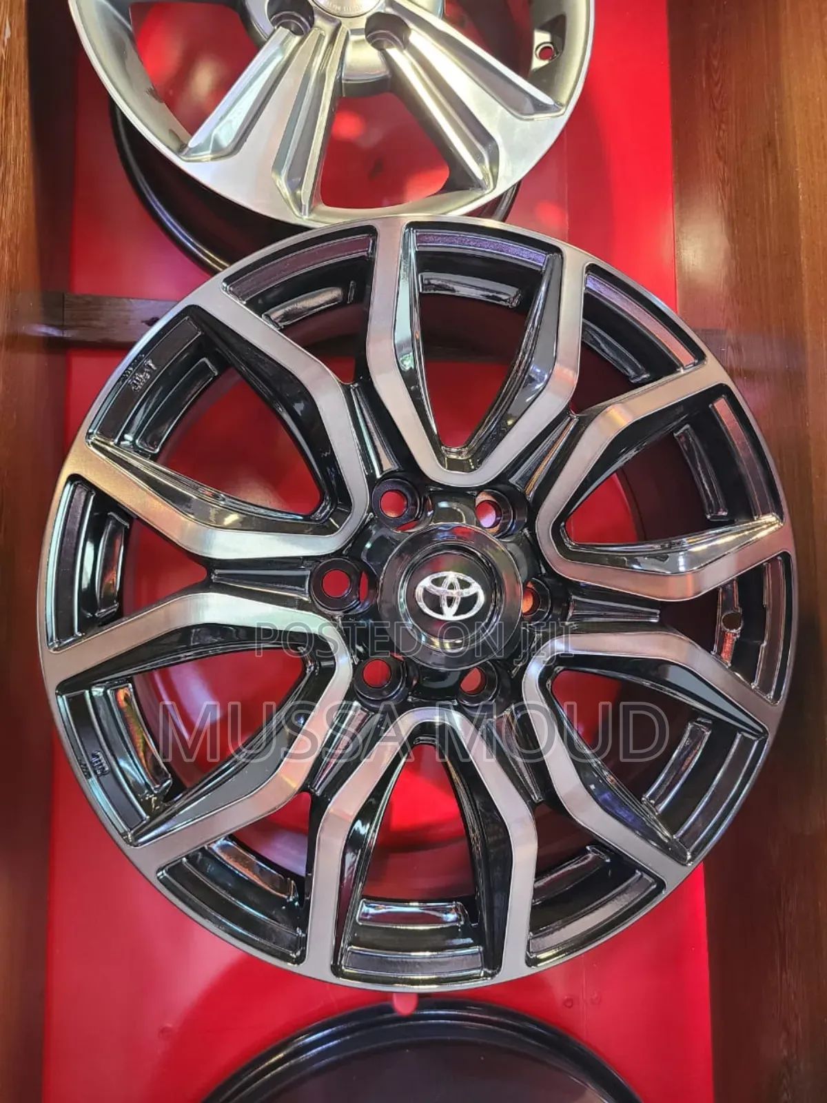 Size 18 Land Cruiser Prado,Fortuner Etc