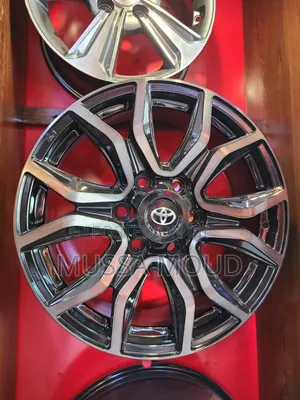 Size 18 Land Cruiser Prado,Fortuner Etc