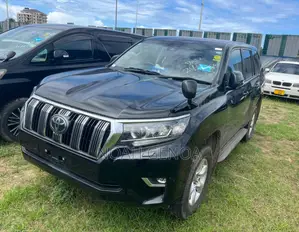 Toyota Land Cruiser Prado 2.8 2020 Black