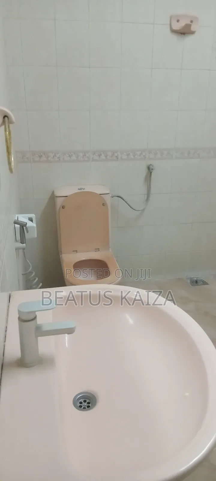 3bdrm Apartment in Upanga Alkane Road for rent