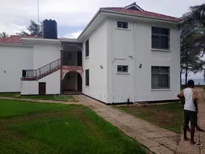14bdrm House in Kunduchi for sale