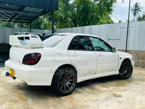 Subaru Impreza WRX STI 2.0 AWD 2002 White