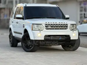Land Rover Discovery 2011 White